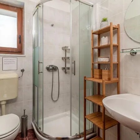 Karlo By Interhome Case de vacanță *