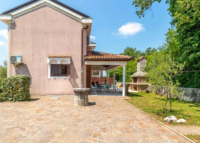 Karlo By Interhome *