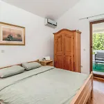 度假居 Karlo By Interhome *