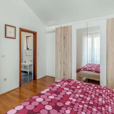 펜션 Karlo By Interhome *