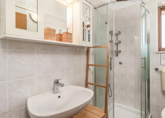 Semesterbostad Karlo By Interhome